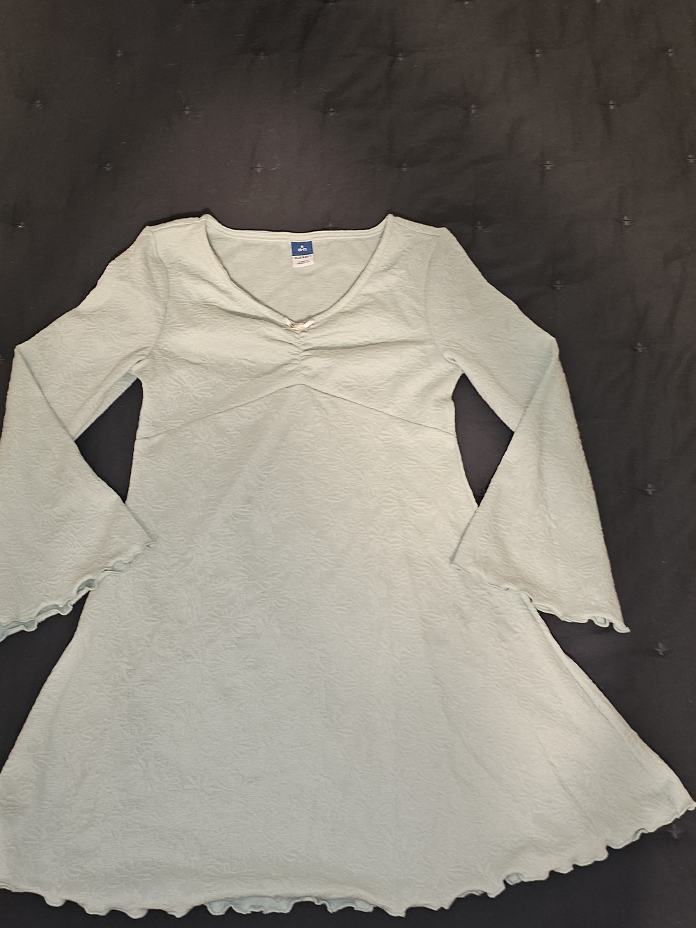 Old Navy Pale Mint Green V‑Neck Bell Sleeve Dress